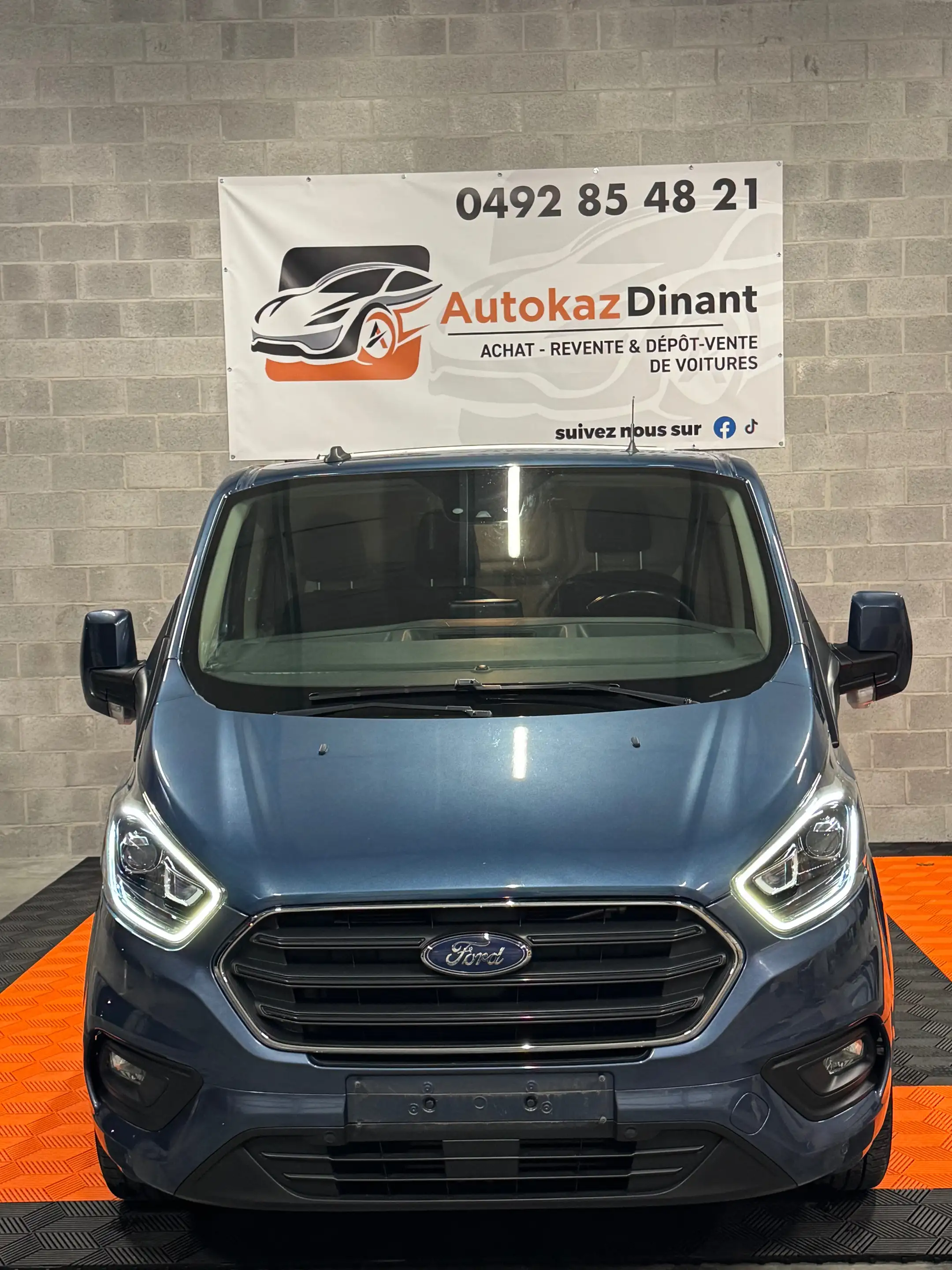 Ford Transit Custom 2.0 TDCi L2H1 Limited Multi S/S (EU6.2) — photo 2