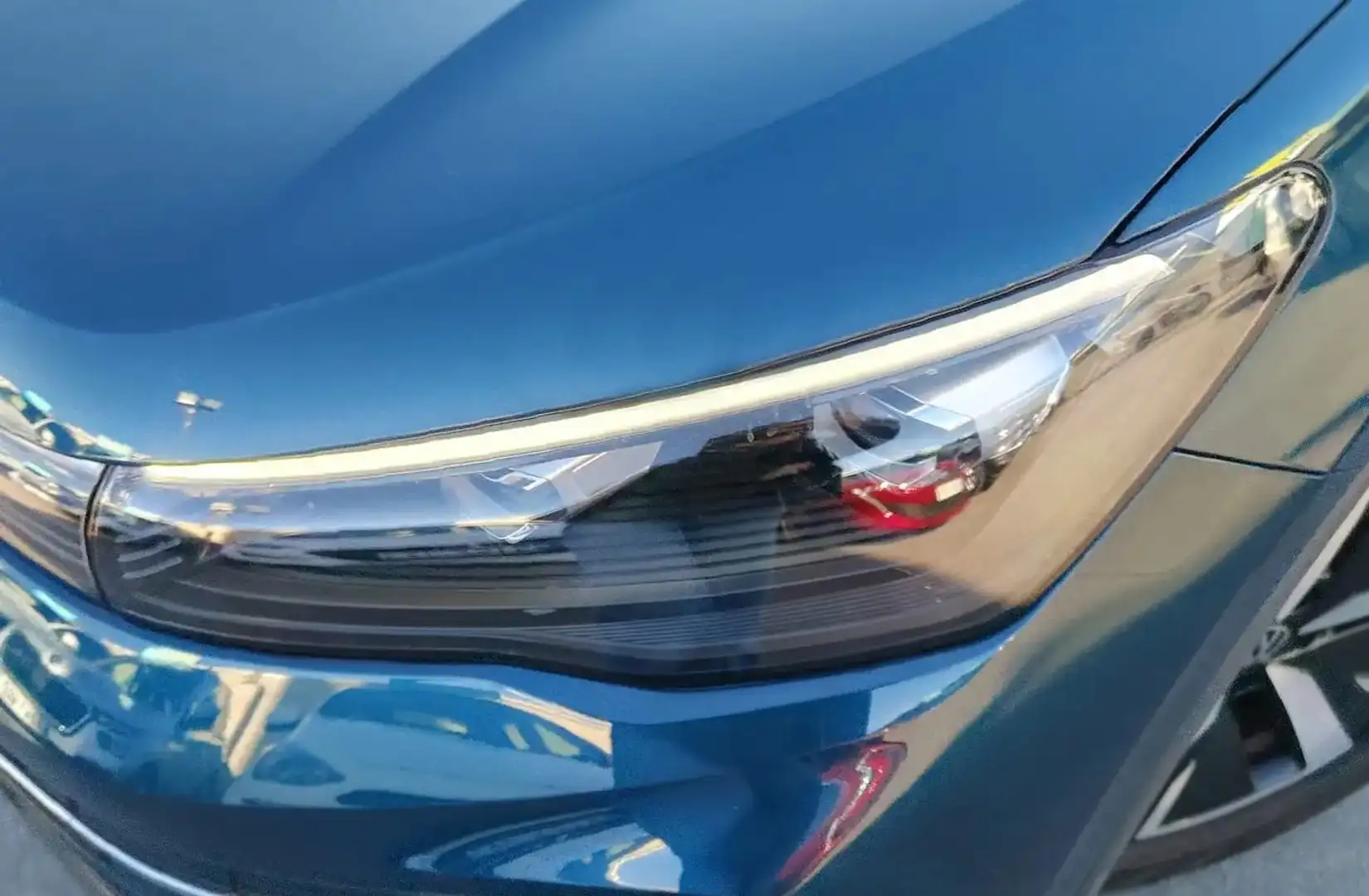 Volkswagen Fox 1.5 eTSI - 1