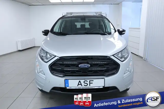 Ford EcoSport view 3