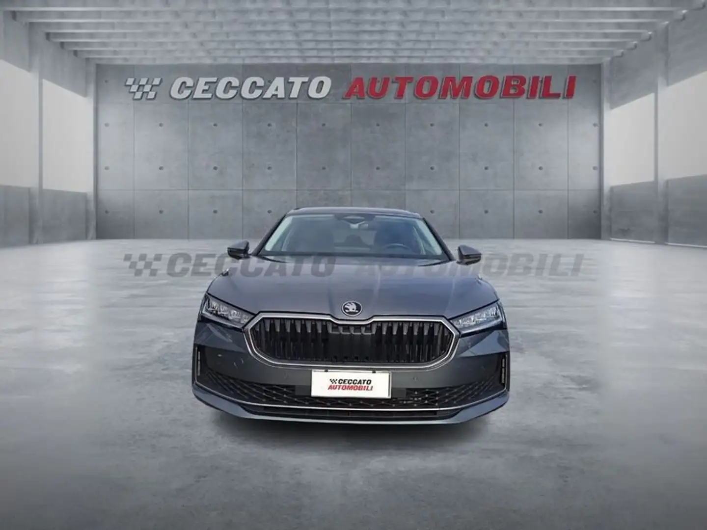 Skoda Superb IV 2024 Wagon Wagon 2.0 tdi Selection 150cv dsg Grigio - 2