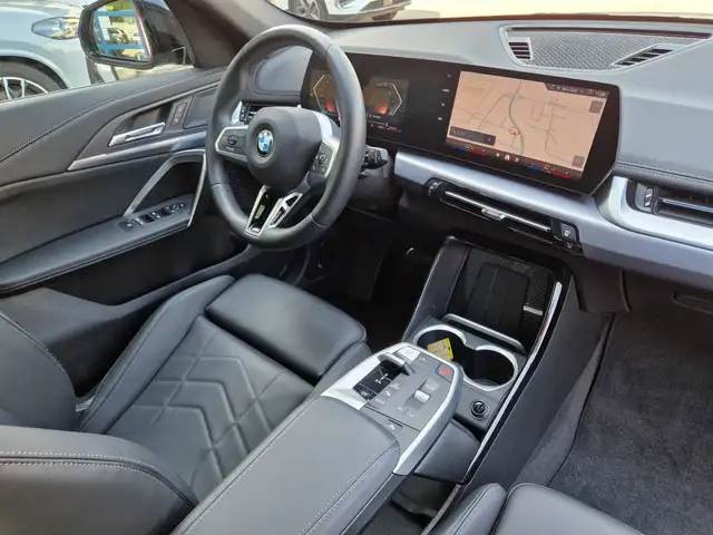 BMW X1 view 8