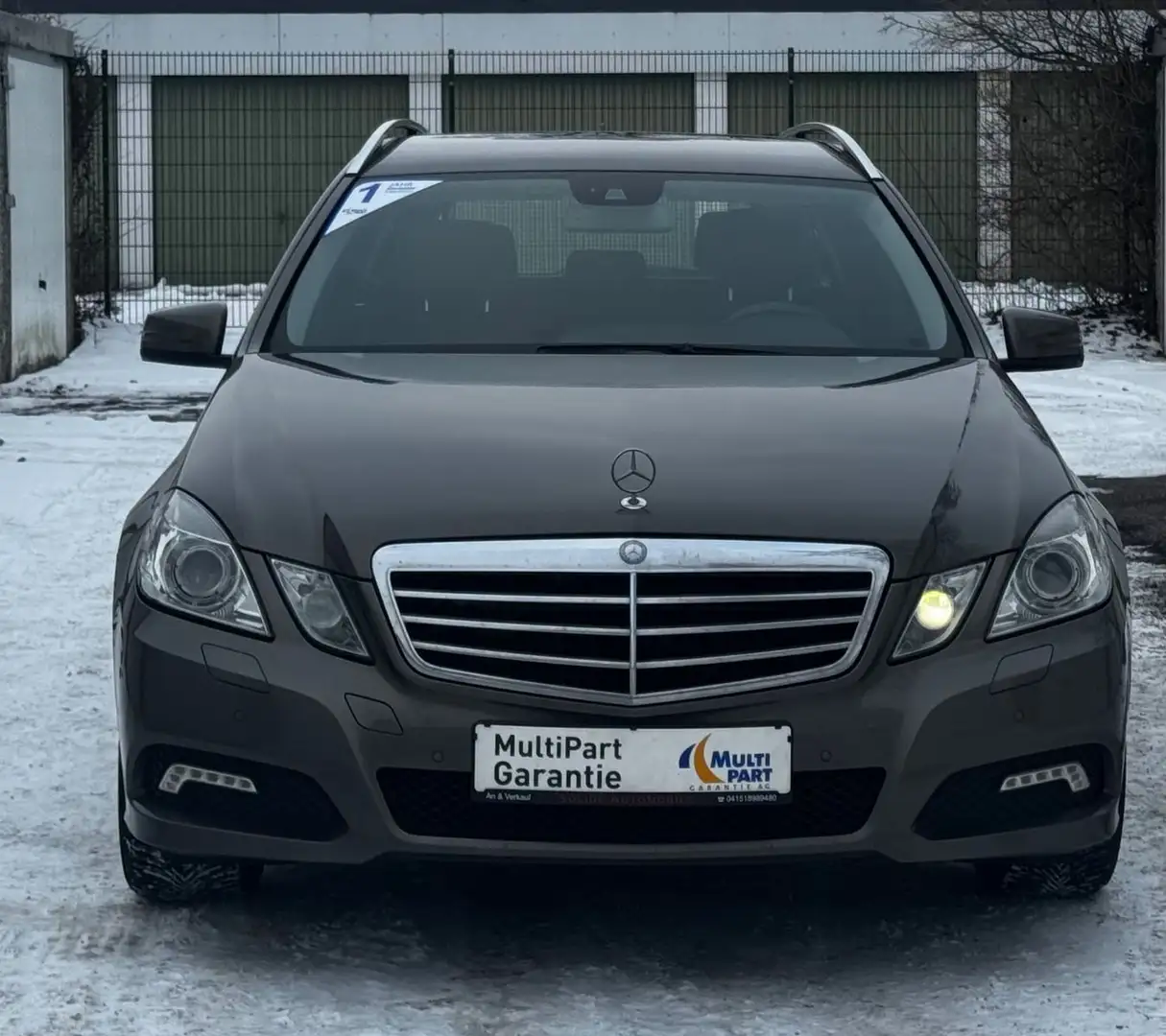 Mercedes-Benz E 350 T- CDI BlueEfficiency.Avantgarde Grau - 2