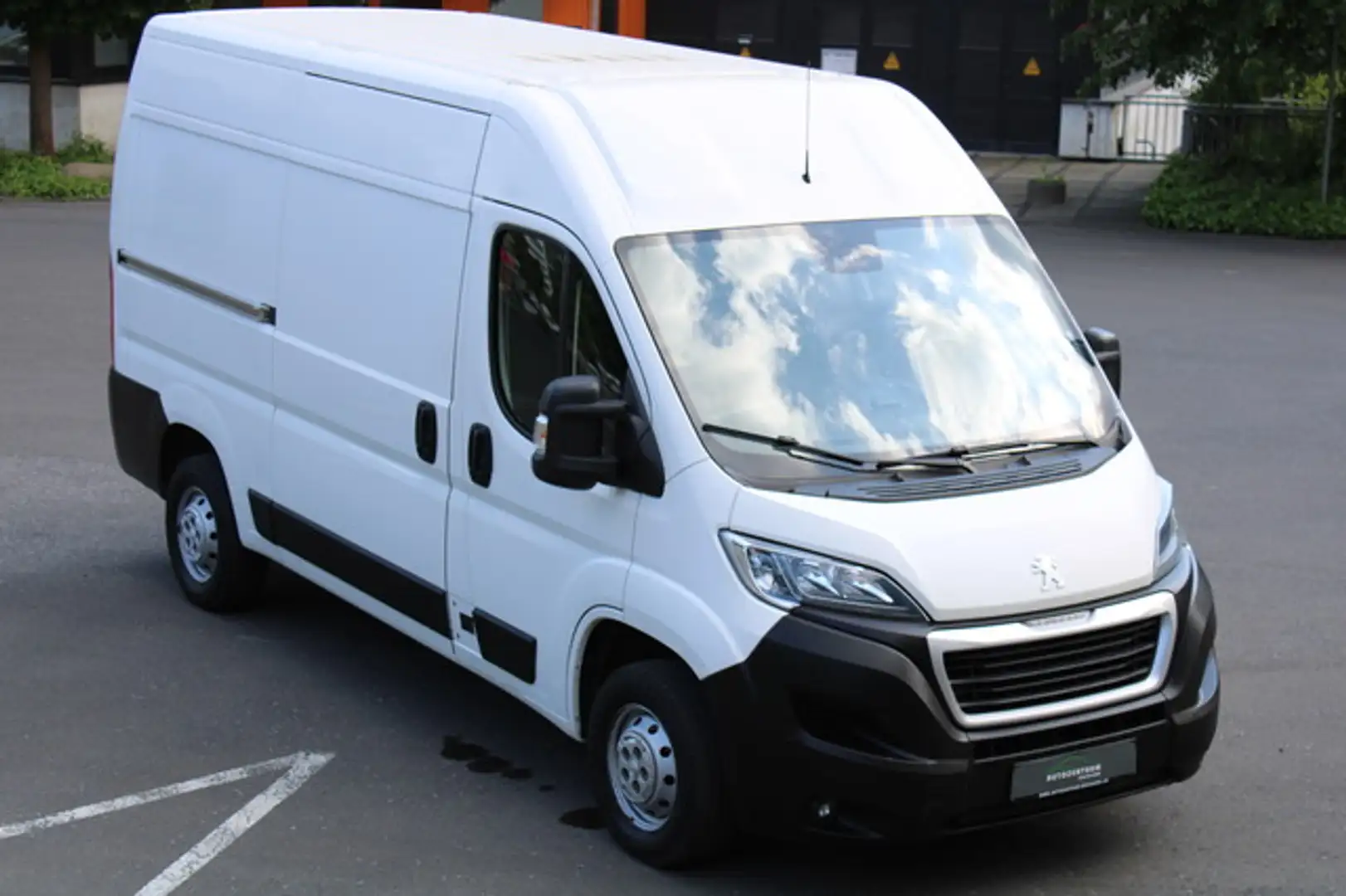 Peugeot Boxer Kasten S&S L2H2 AHK/Spurhalte/Kamera/Klima Weiß - 1
