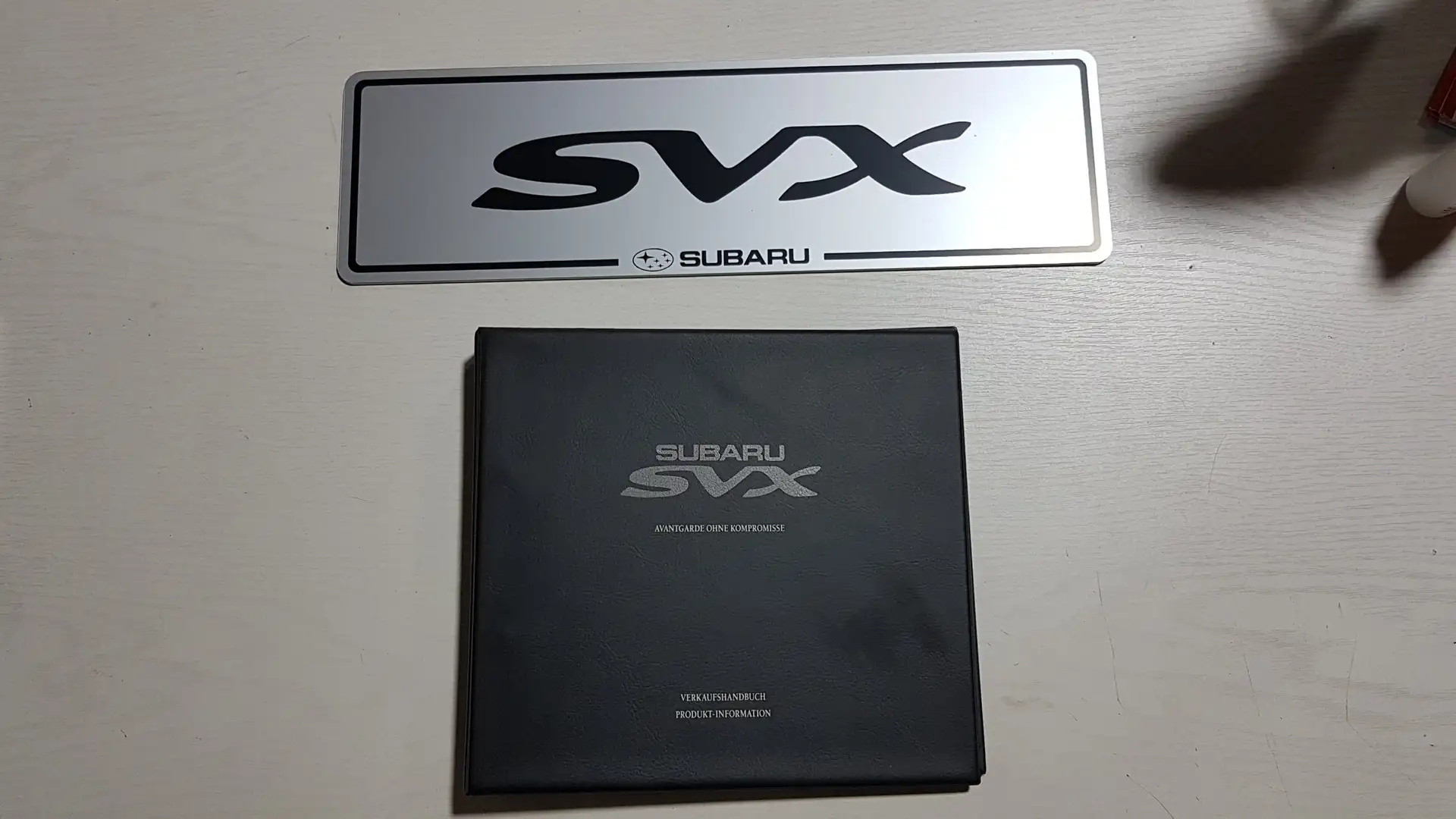 Subaru SVX 3.3 AT, Allrad, H-Kennzeichen, SHZ. Kırmızı - 2