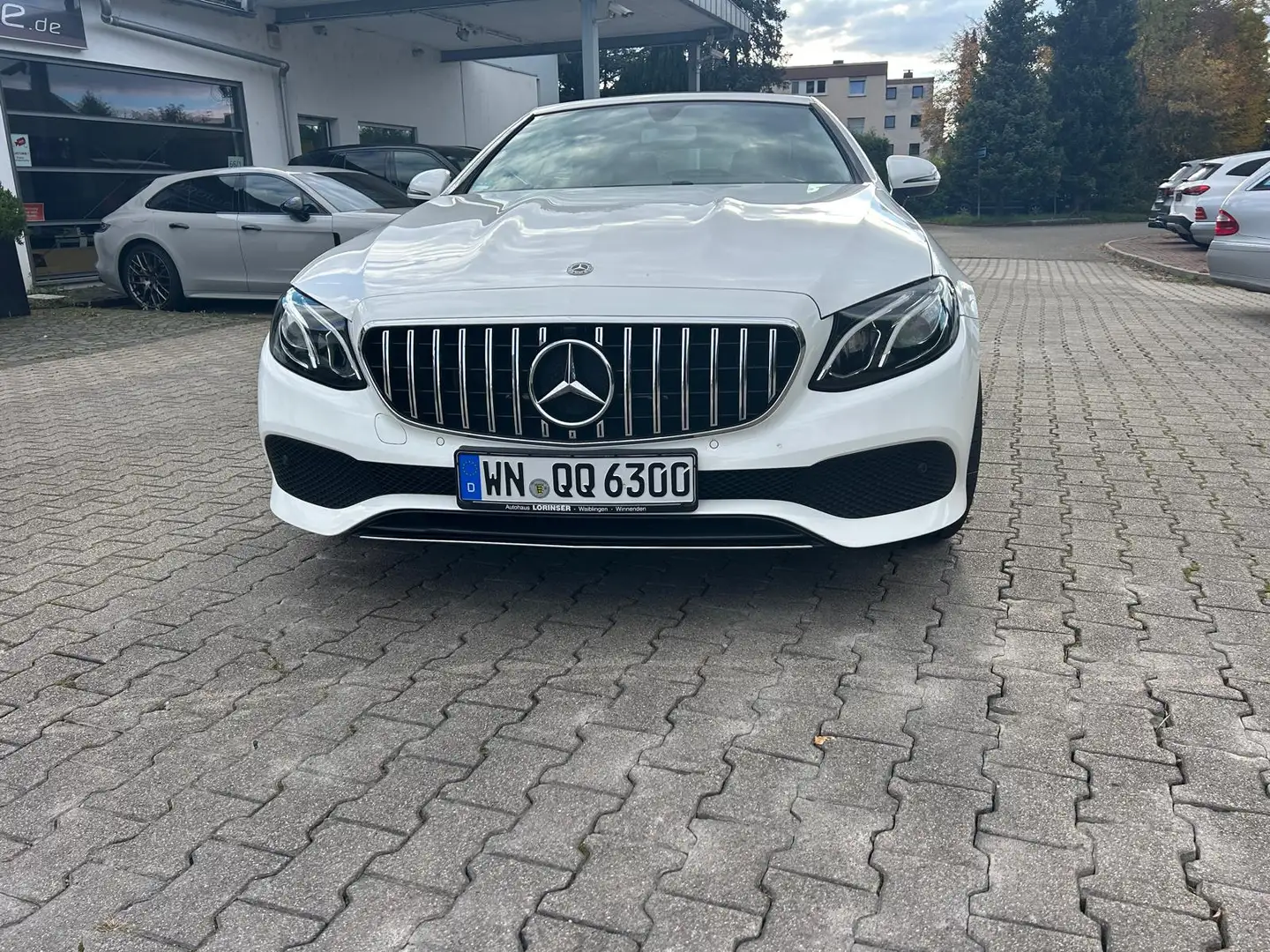 Mercedes-Benz E 200 Cabriolet Avantgarde Bianco - 2