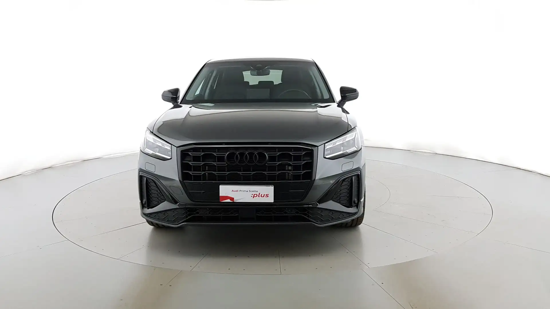Audi Q2 35 1.5 tfsi Identity Black s-tronic Gris - 2