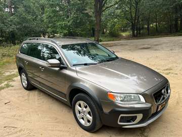 XC70 2.4D Momentum