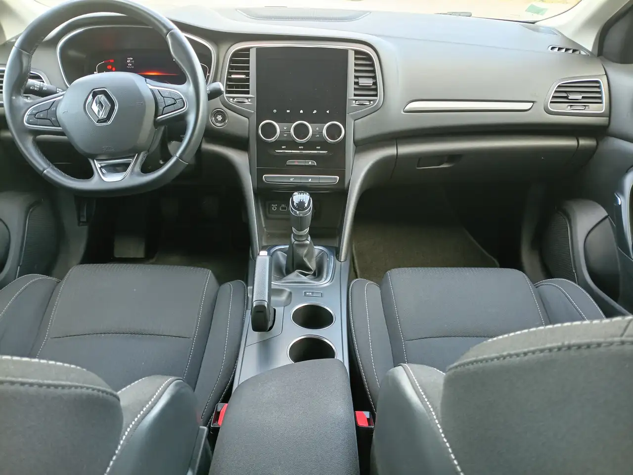 Renault Megane Berline — photo 8