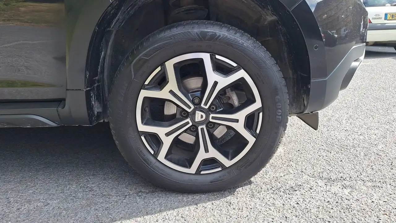 Dacia Duster — photo 17