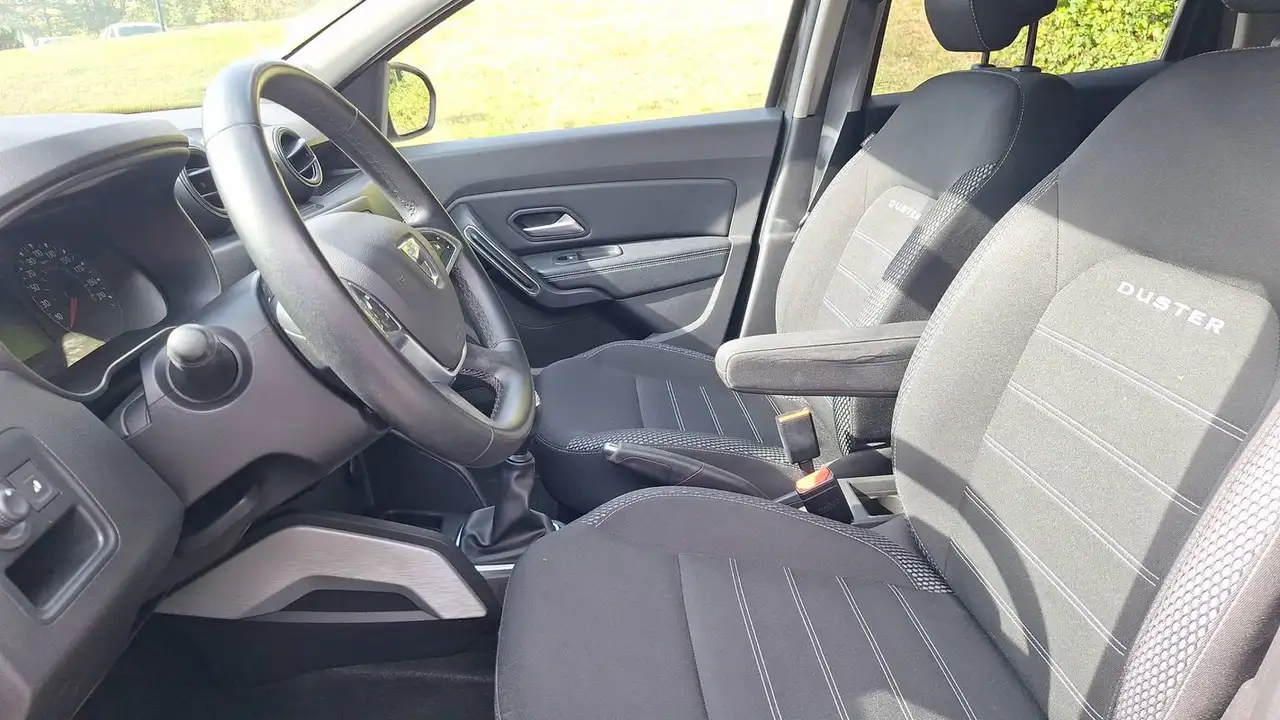 Dacia Duster — photo 26