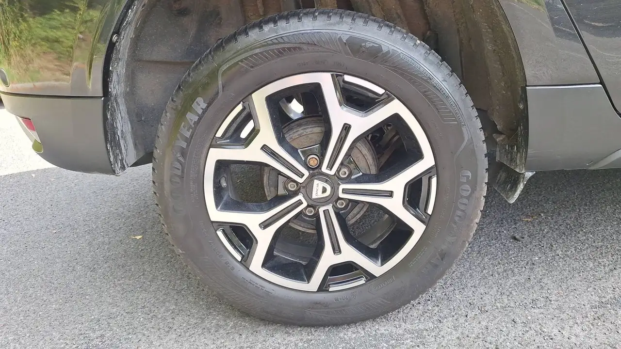 Dacia Duster — photo 16