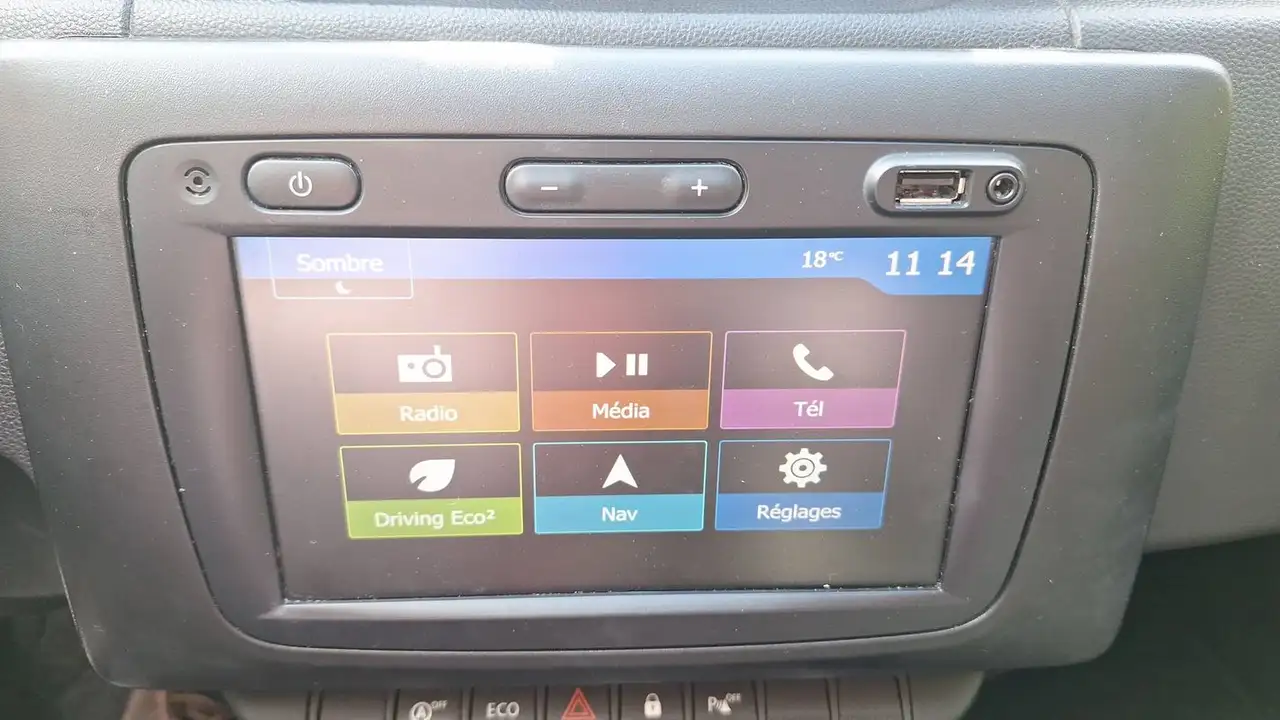 Dacia Duster — photo 24