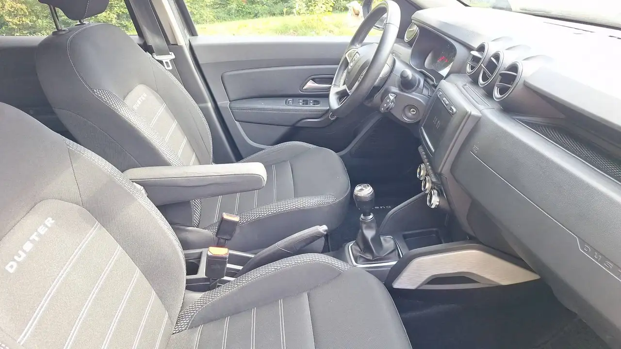 Dacia Duster — photo 28