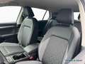 Volkswagen Golf VIII 1.5 eTSI DSG NAVI ACC KAMERA LED Weiß - thumbnail 11