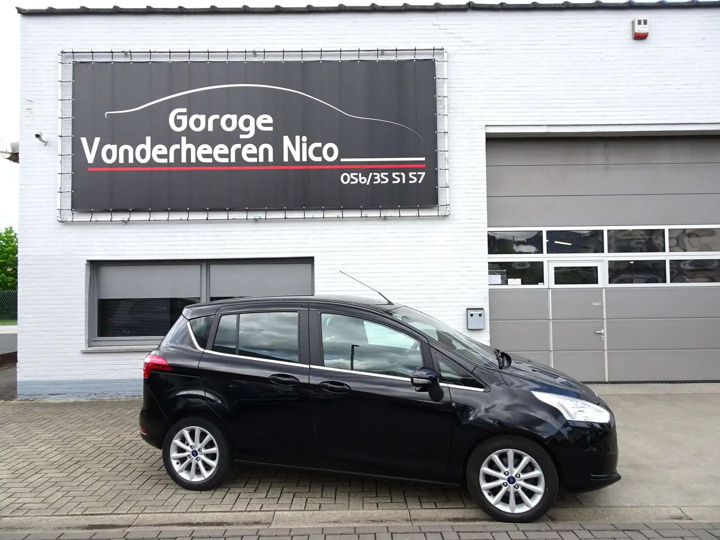 Ford B-Max 1.0i EcoBoost Titanium AIRCO,KEYLESS,PDC V+A,CRUIS Noir - 1