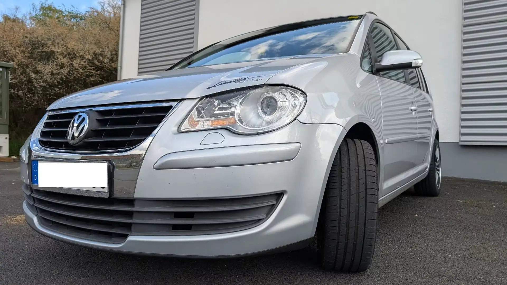 Volkswagen Touran Touran Diesel 1.9 TDI United Silber - 2