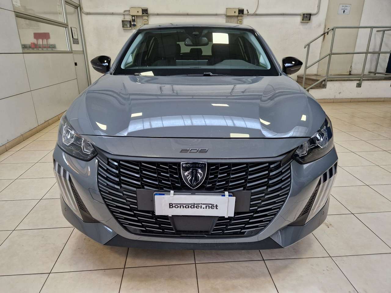 Peugeot 208 Allure Hybrid 100 e-DCS6 auto