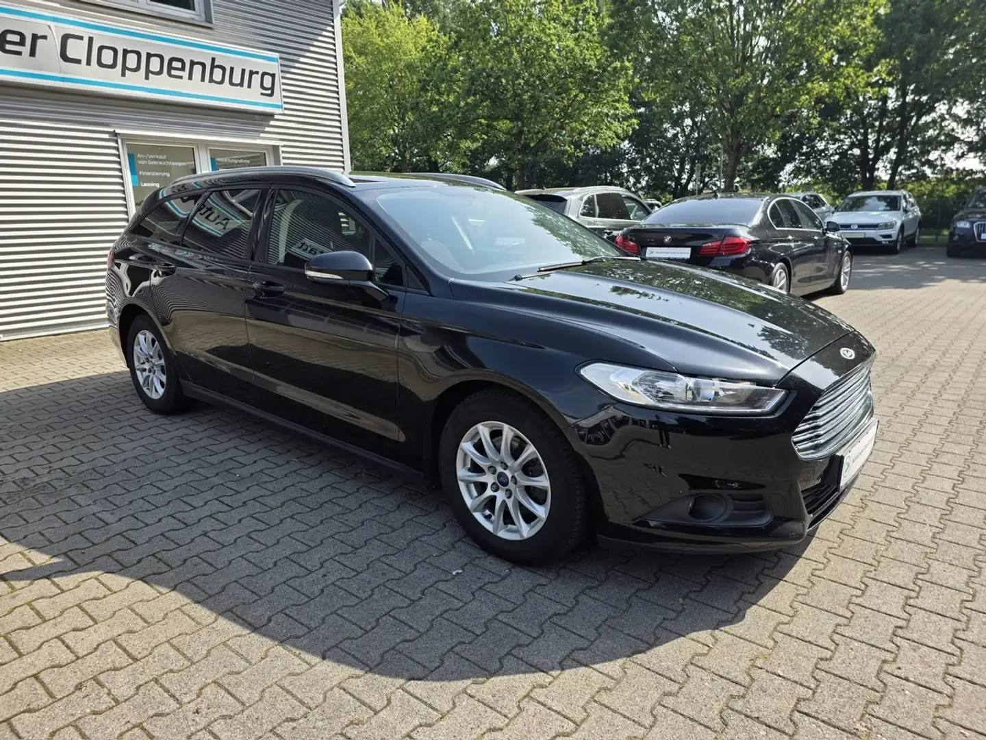 Ford Mondeo Turnier 2,0 TDCi Business Edition Schwarz - 1