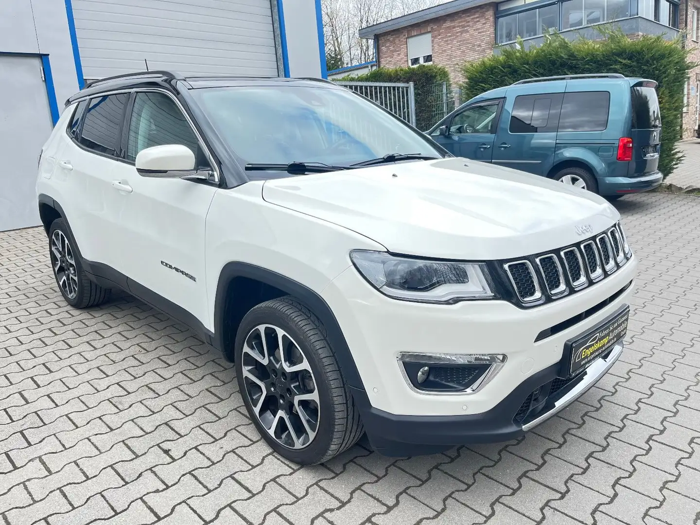 Jeep Compass 2.0 Limited 4WD/PANO/NAVI/LEDER/SCHECKH. Weiß - 1