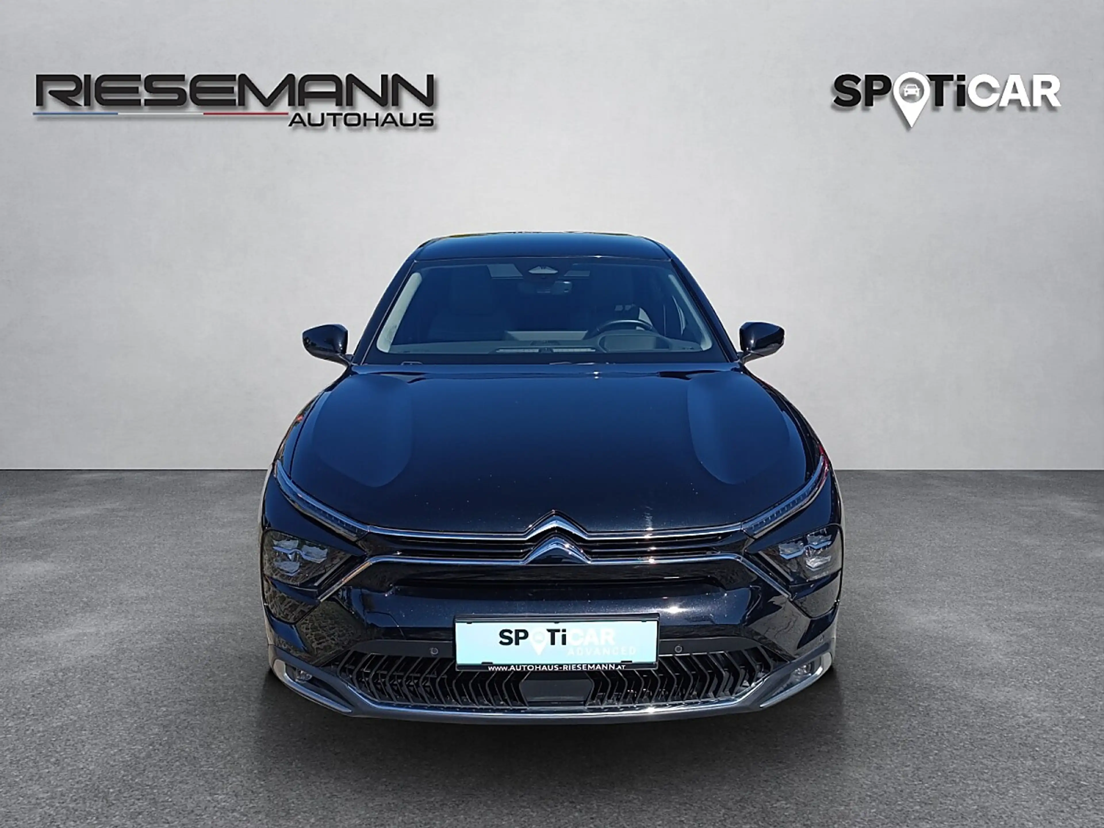 Citroen C5 X PureTech 130 EAT8 Plus — photo 3