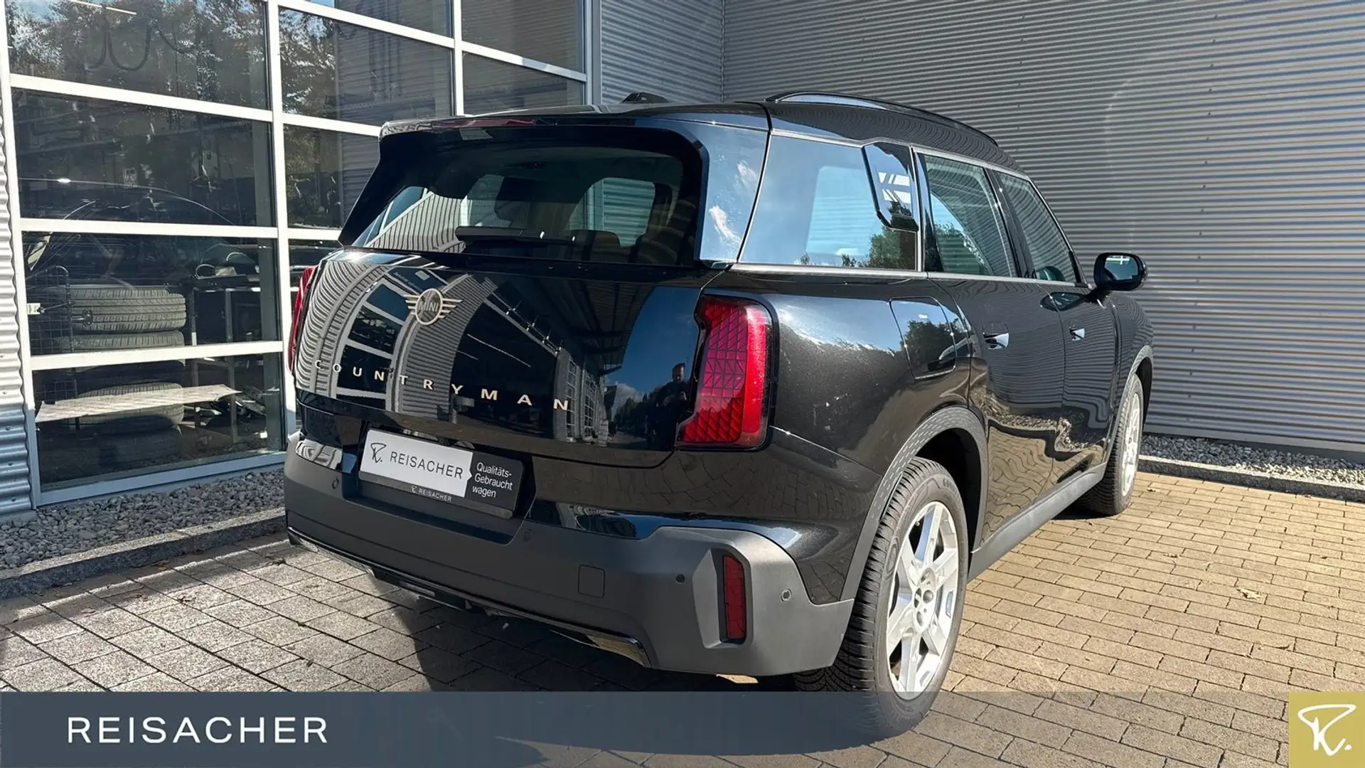 MINI Cooper D Countryman Cooper Countryman D Navi HUD Rüka AHK LED 18"LM Schwarz - 2
