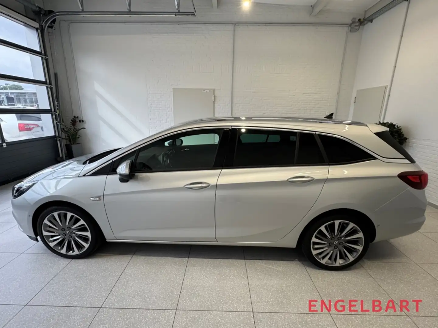 Opel Astra K Sports Tourer Innovation 1.6 BiTurbo CDTI Argent - 2