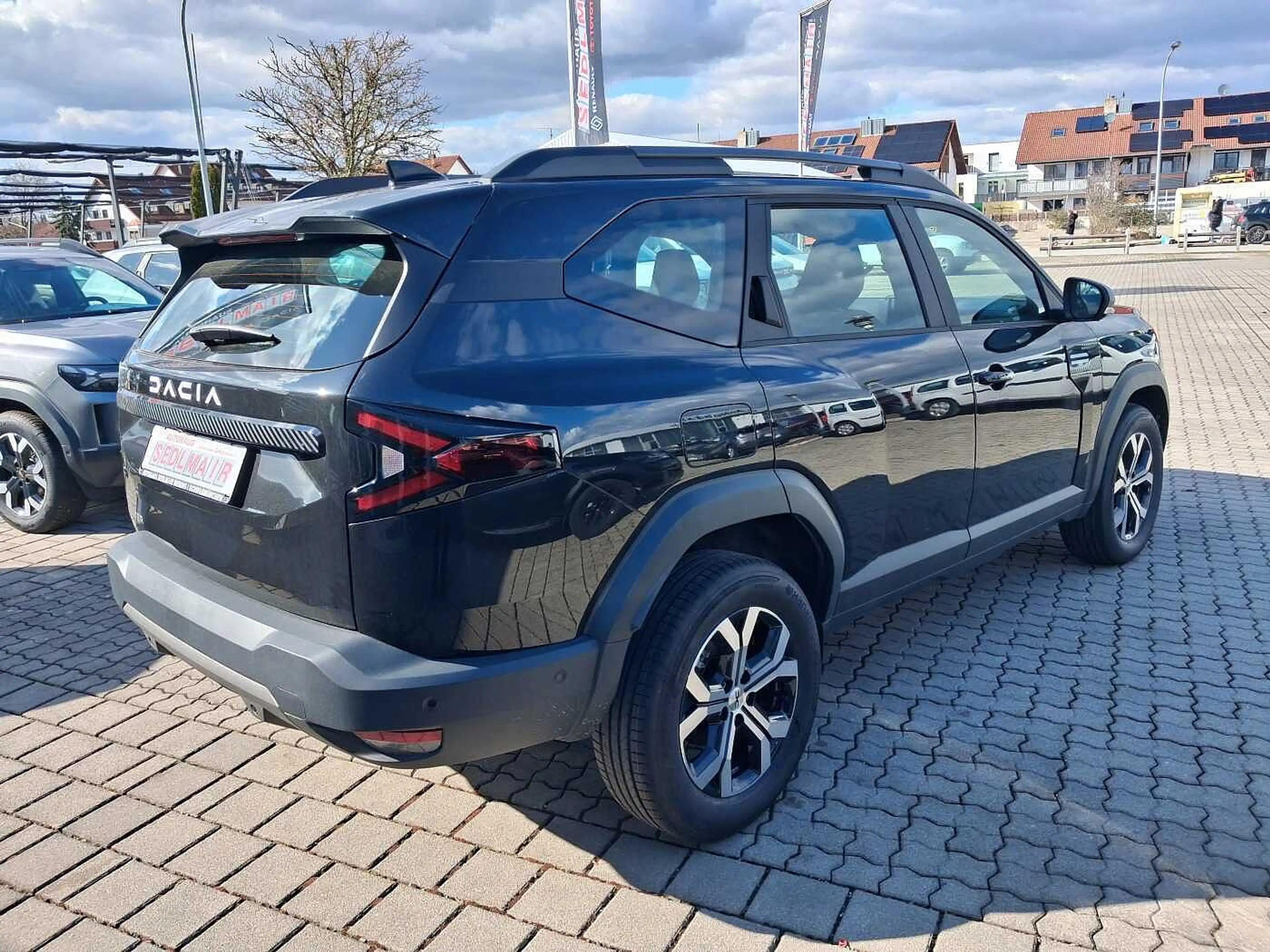 Dacia Bigster EXPRESSION TCe 140 AHK/EASYPAK/WINTER+ — photo 4