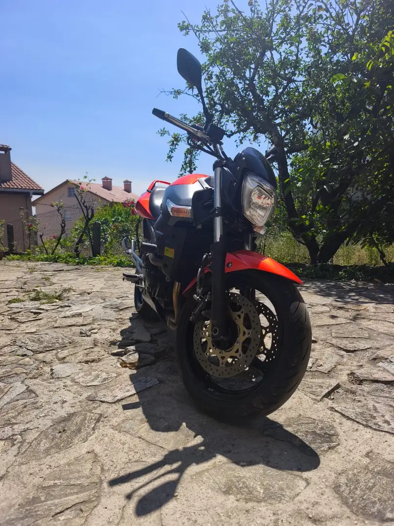 Suzuki GSR 600 Naranja - 1