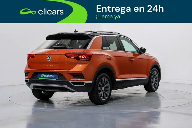 Volkswagen T-Roc view 5