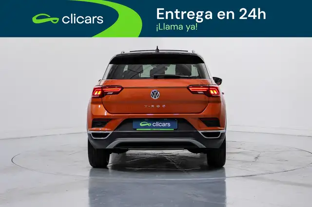 Volkswagen T-Roc view 4