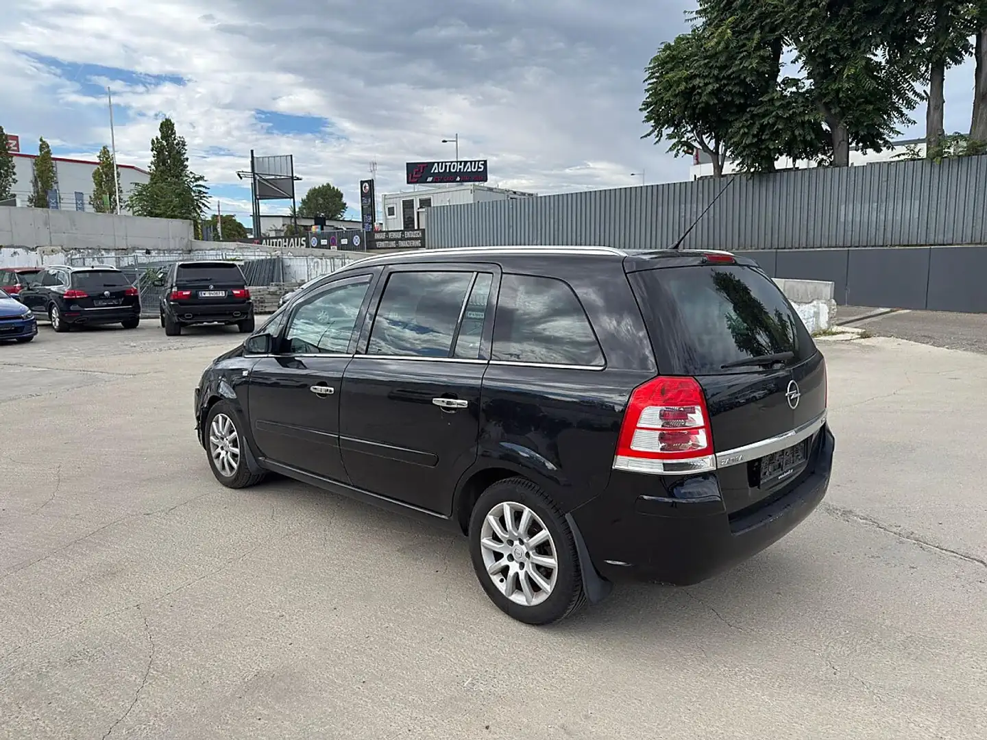 Opel Zafira 1,9 CDTI Style DPF | PICKERL BIS 01/2027 | Schwarz - 2
