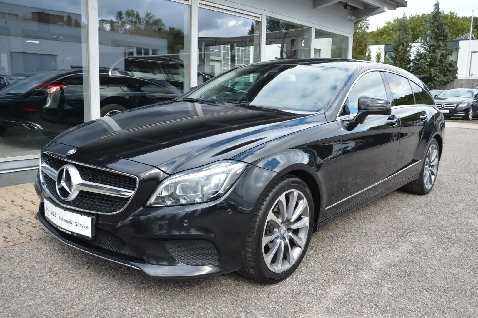 Mercedes-Benz CLS 220 CLS 220 d SB*9G-AUTOMATIK*LED*COMAND*SHD*CAM*AHK Black - 1