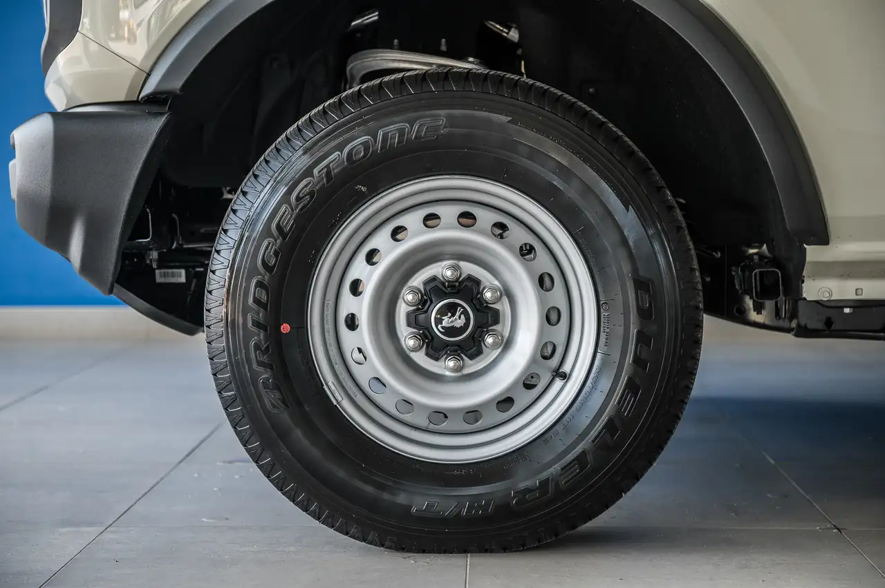 Ford Bronco снимка Ford Bronco