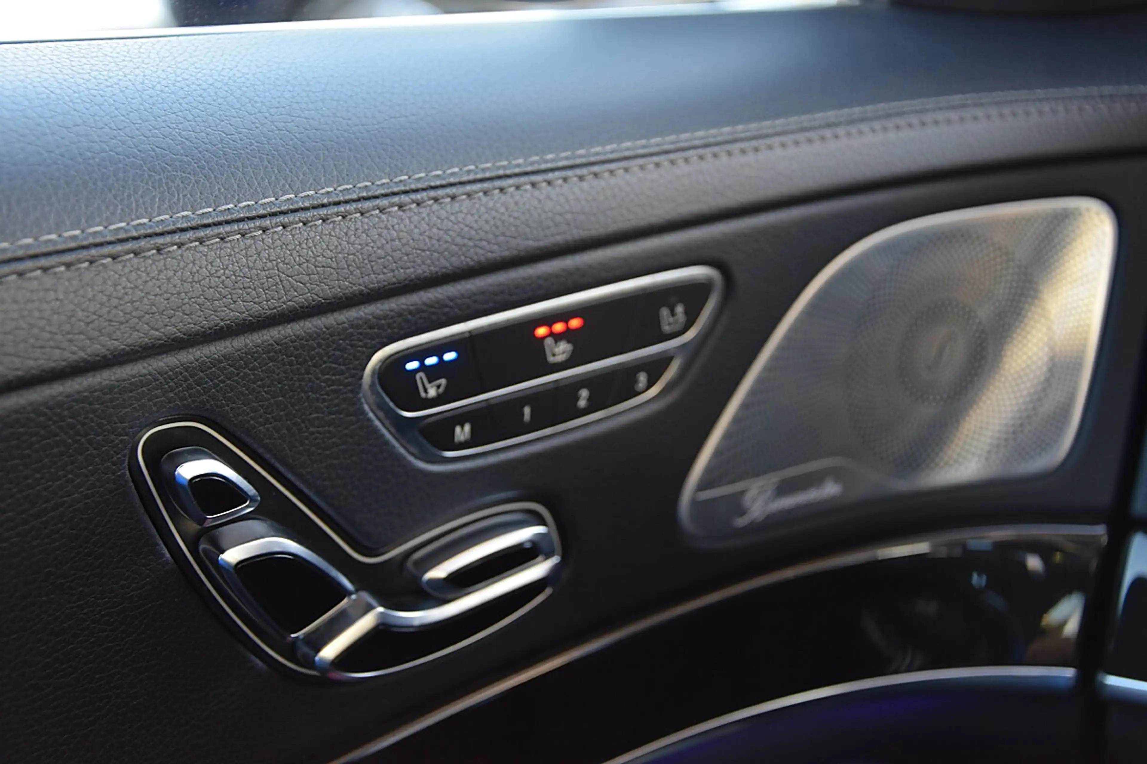 Mercedes-Benz S 350 BlueTEC 4-Matic AMG-Line *AMG-Styling*Head-Up*3... — photo 10