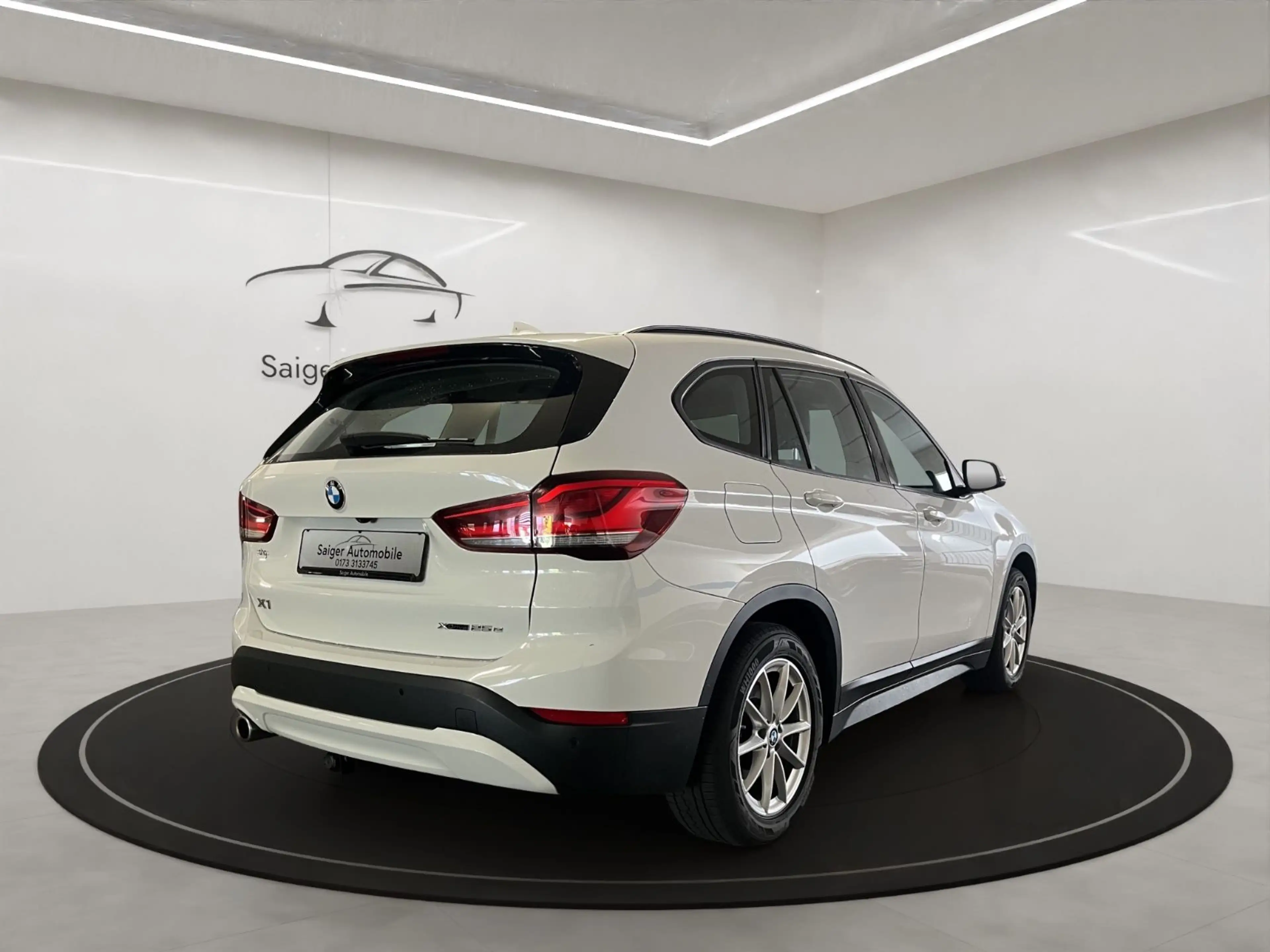 BMW X1 xDrive 25 e Advantage — photo 4