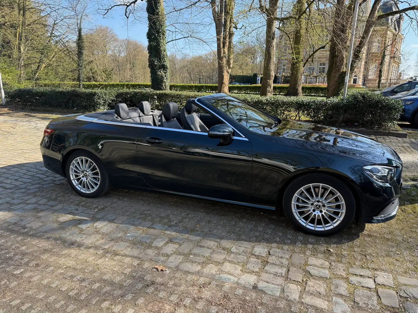 Mercedes-Benz E 220 E 220 d Cabrio 9G-TRONIC Avantgarde Vert - 1