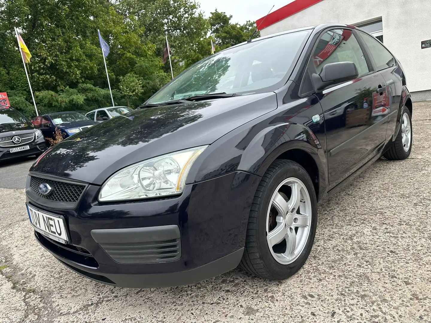 Ford Focus Tüv neu Modrá - 1