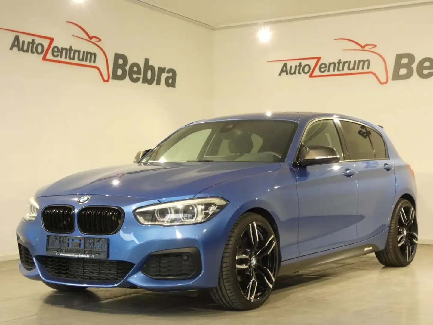 BMW 135 i xDrive M-Sport LED/Navi/Leder/SHZ/Alu 19 Bleu - 1