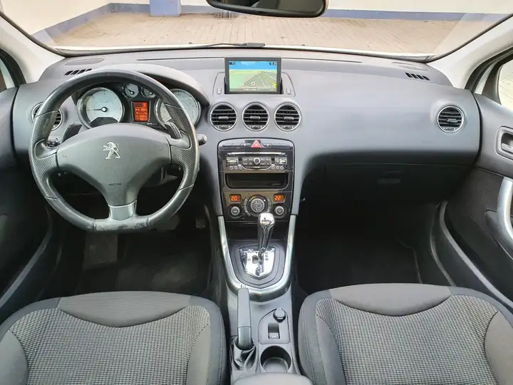 Peugeot 308 2013, foto 7