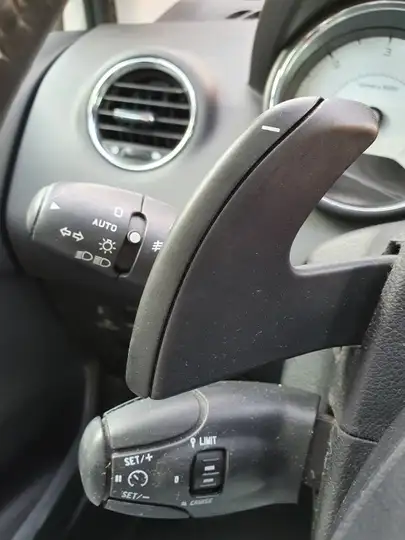 Peugeot 308 2013, foto 10