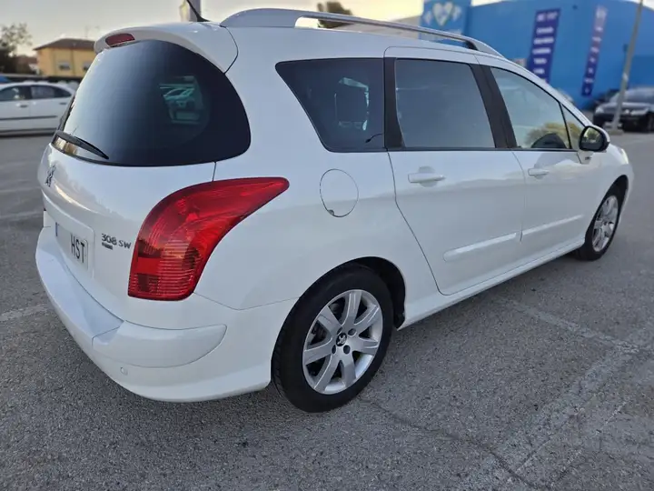 Peugeot 308 2013, foto 3