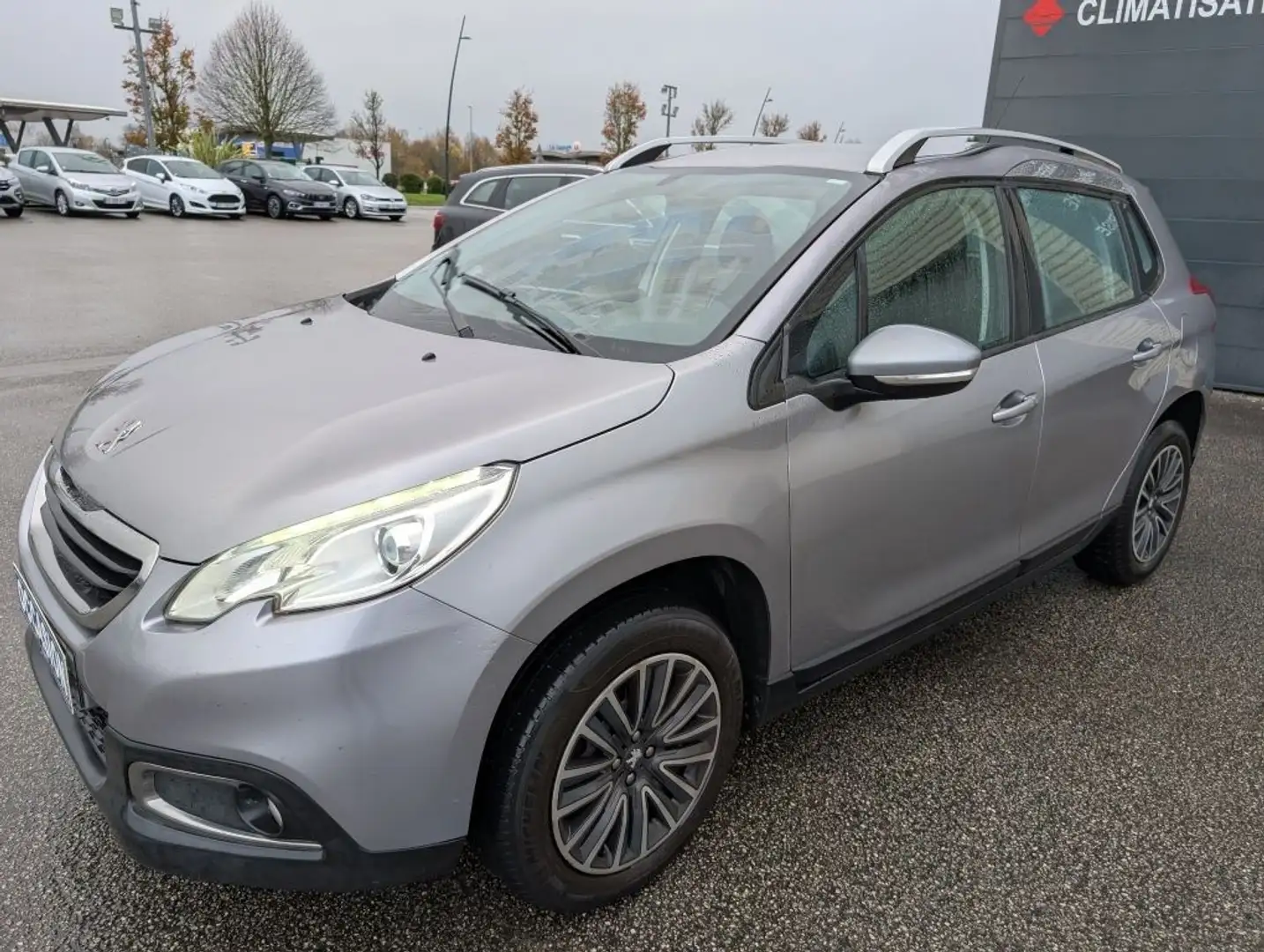 Peugeot 2008 1.6 E-HDI92 FAP ACTIVE Gris - 2