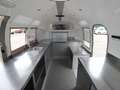 Airstream Land Yacht Sovereign Catering + Foodtrailer Argent - thumbnail 8