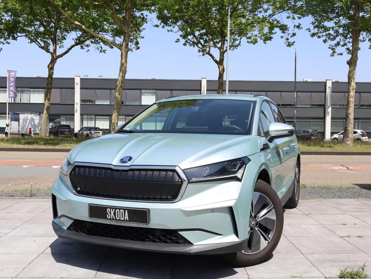 Skoda Enyaq iV 60 Keyless| Camera | Half Leer | Elektrische ko Zilver - 1