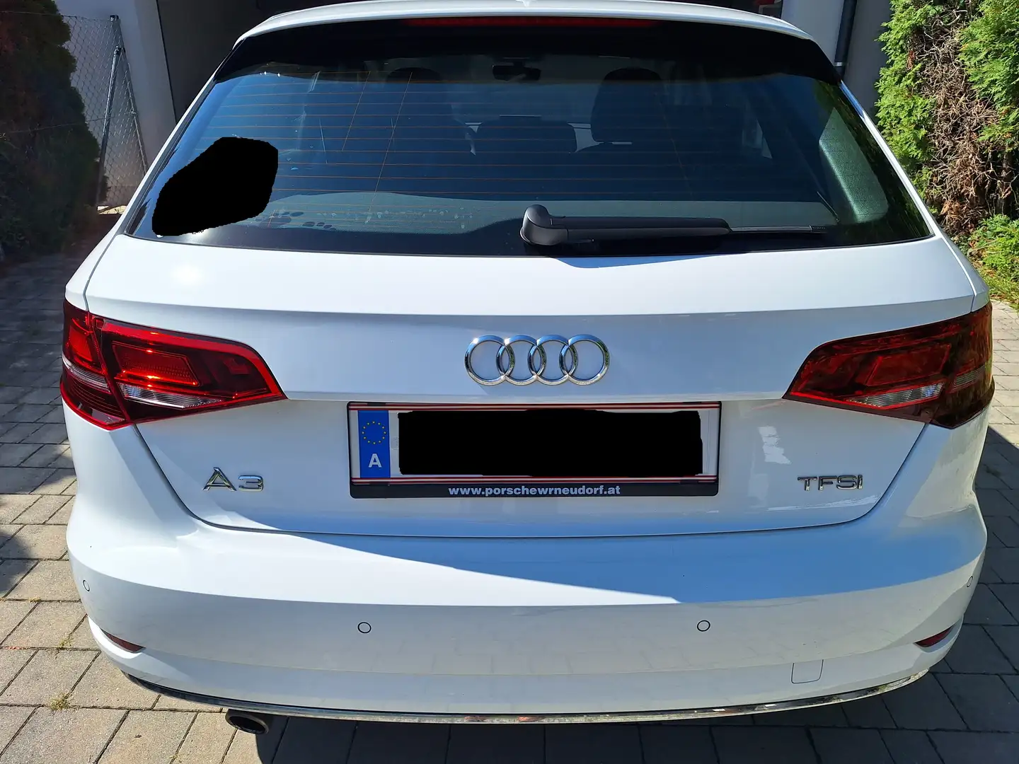 Audi A3 A3 SB 1,0 TFSI S-tronic Weiß - 2
