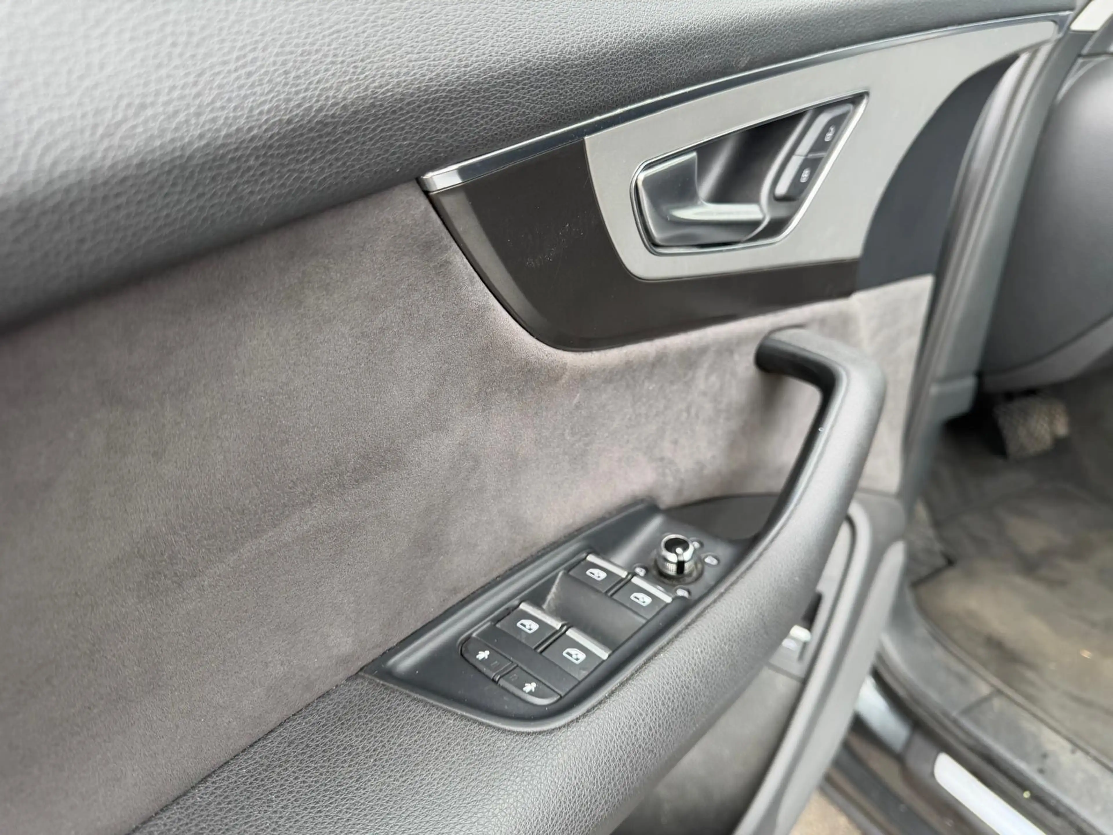 Audi Q7 Q7 3.0 TDi V6 ultra Quattro Tiptronic — photo 10