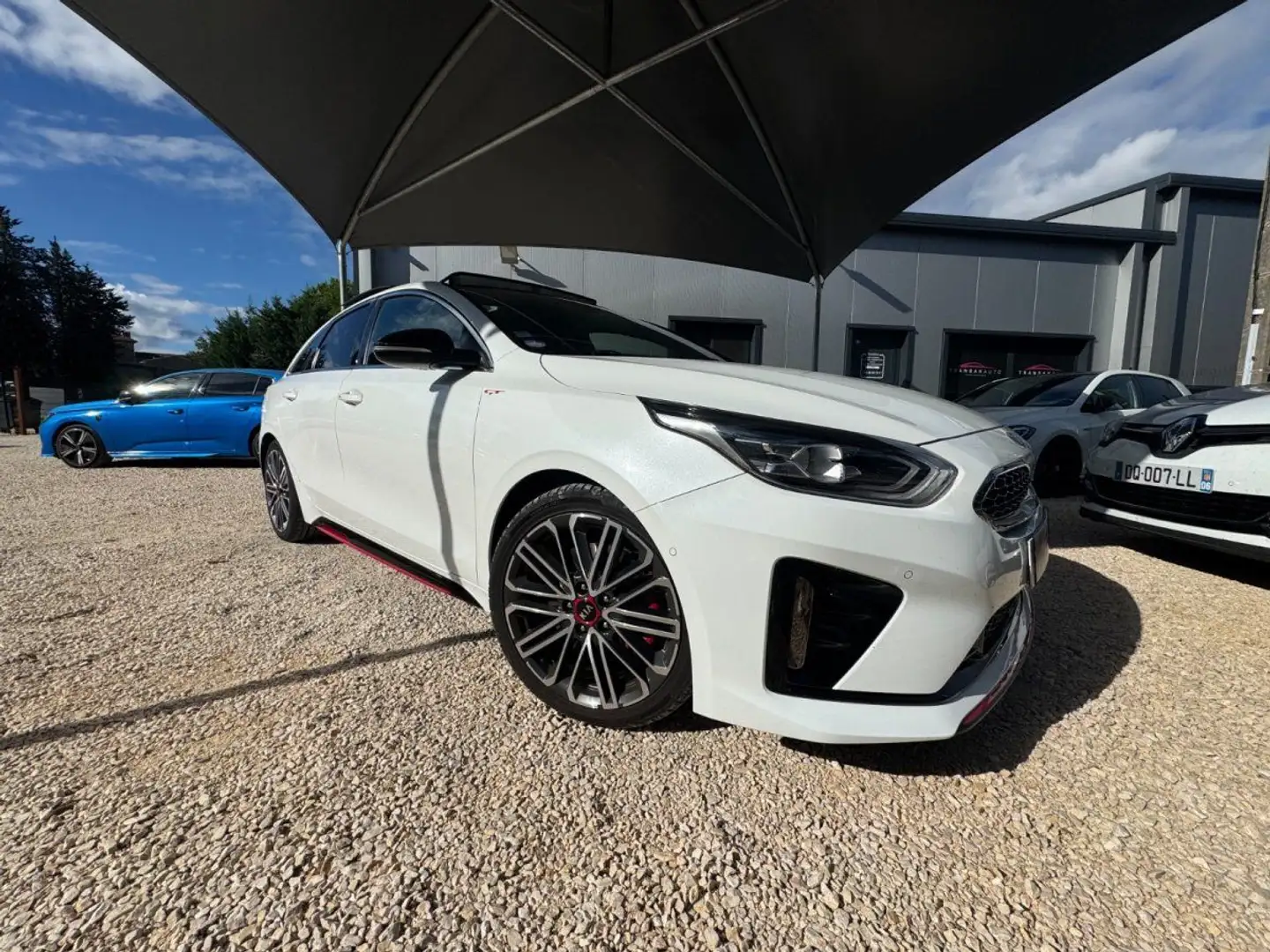 Kia ProCeed / pro_cee'd 1.6 T-GDi 204 ch ISG DCT7 GT/Suivi à jour/Caméra de recul/ toit ouvrant/ Siège avant conducteur électriques à mémoire/ JB - 2