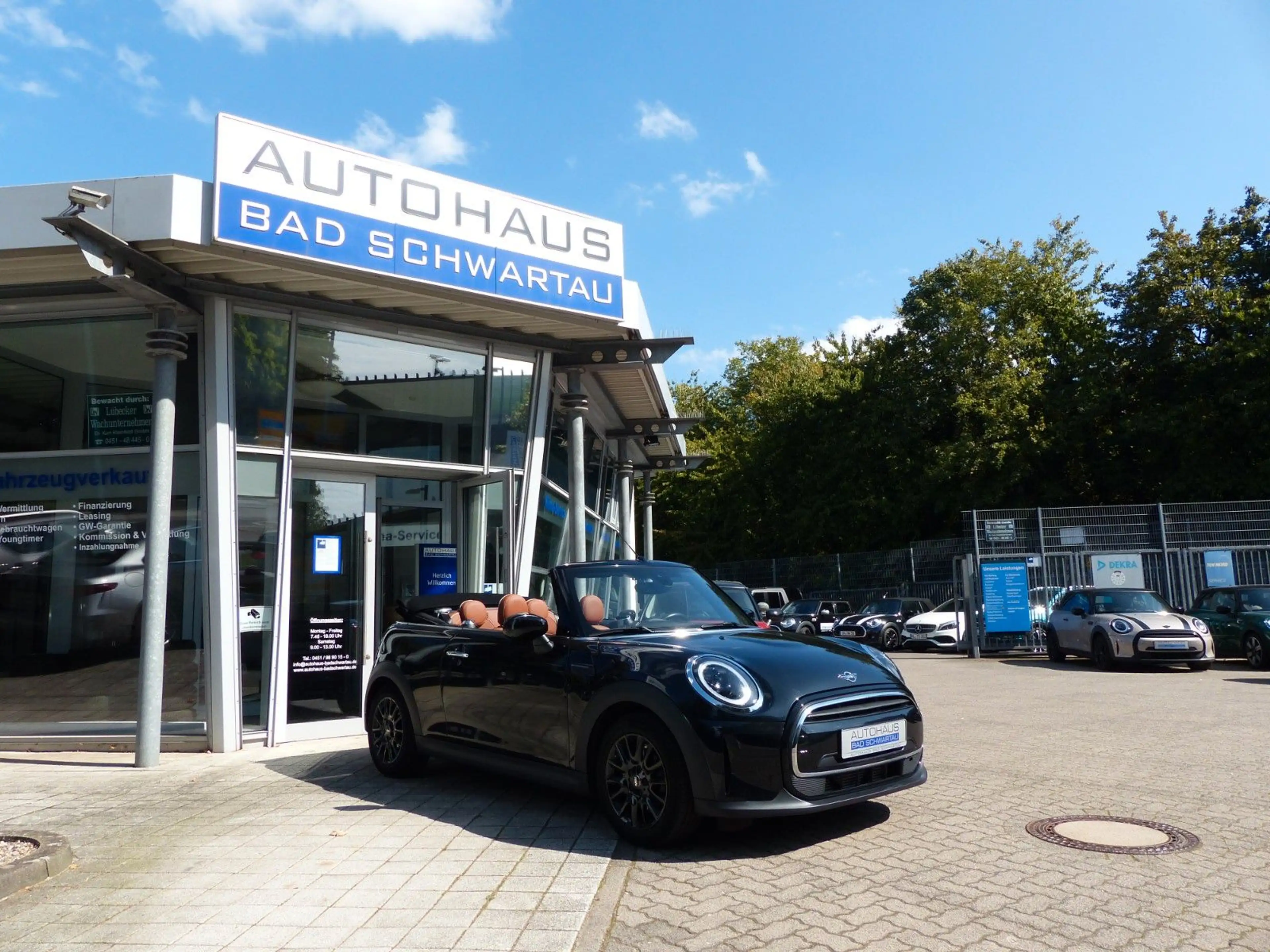 MINI Cooper Cabrio Aut. "Classic Trim", Navi, Leder