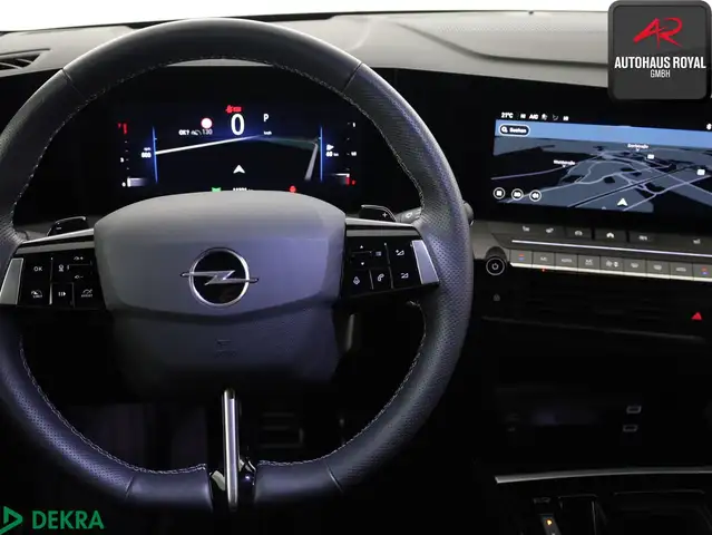 Opel Astra view 14