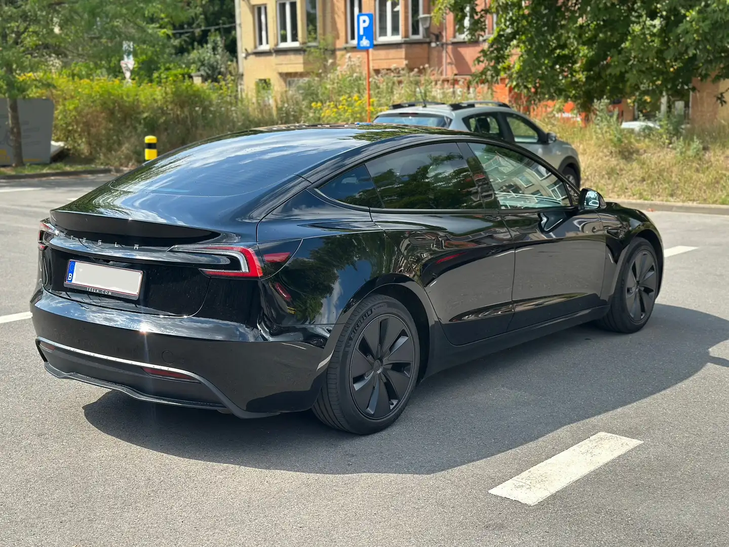 Tesla Model 3 55 kWh Standard Plus Zwart - 1